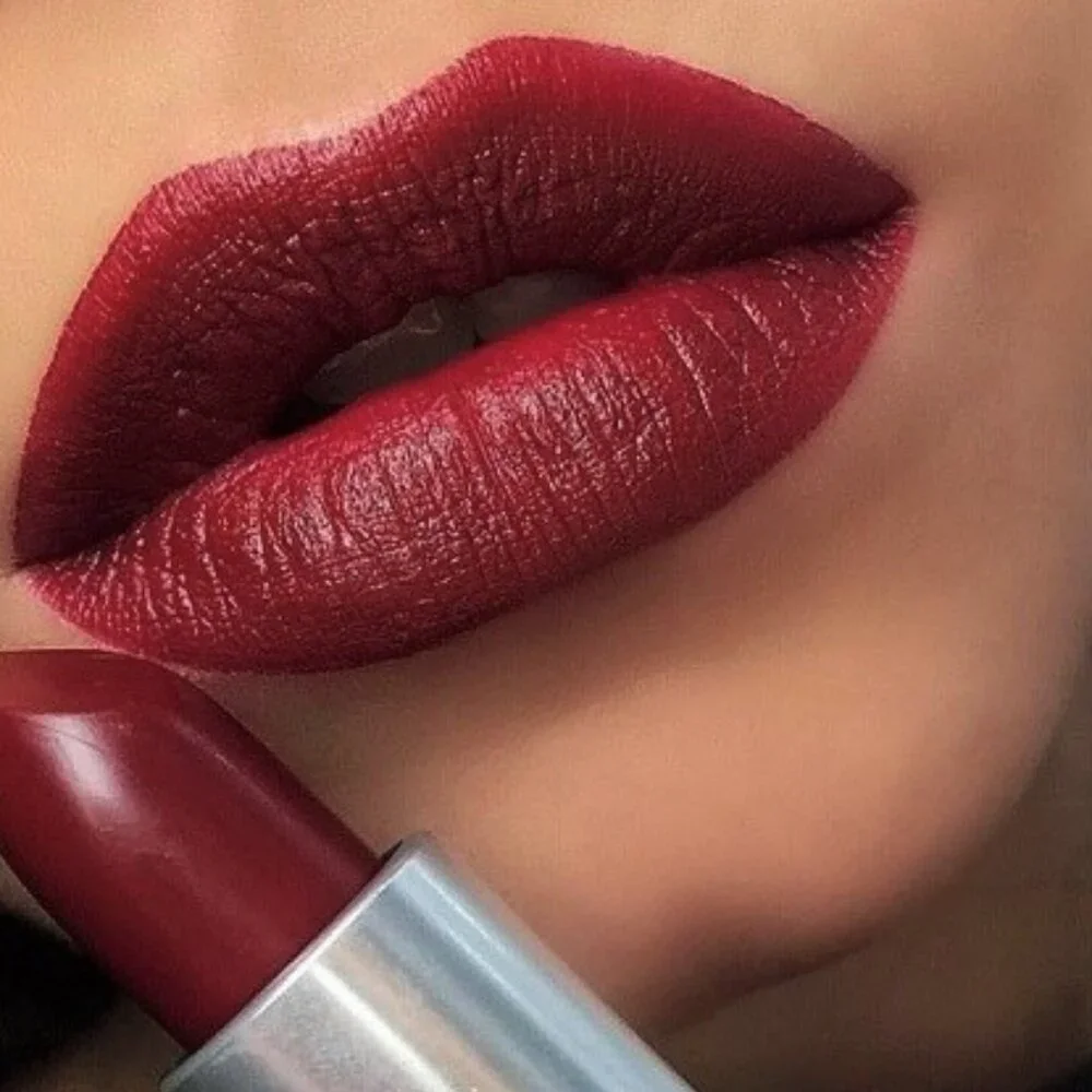 MAC DIVA Lipstick mini new Limited Edition